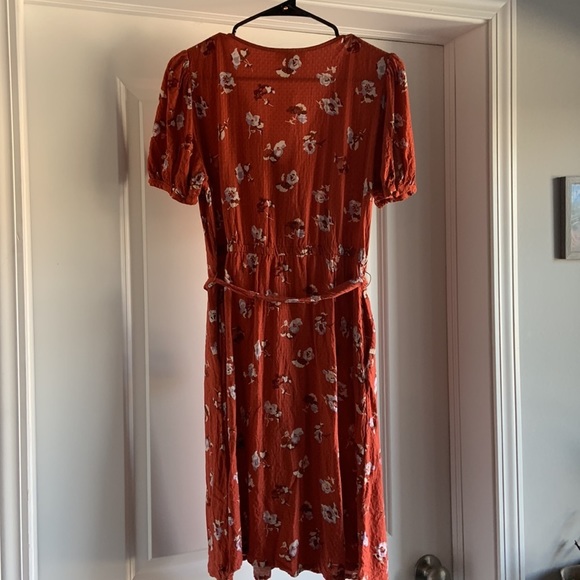 Universal Thread Coral Short Sleeve Dress Mini‎ Floral Wrap - Picture 9 of 11